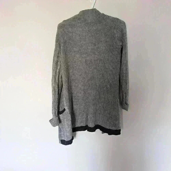 CLEO Petites,  Grey, cardigan, with pockets, size Medium - Picture 10 of 10